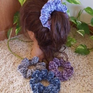 Velvet Scrunchies, set of 4, New WOT
